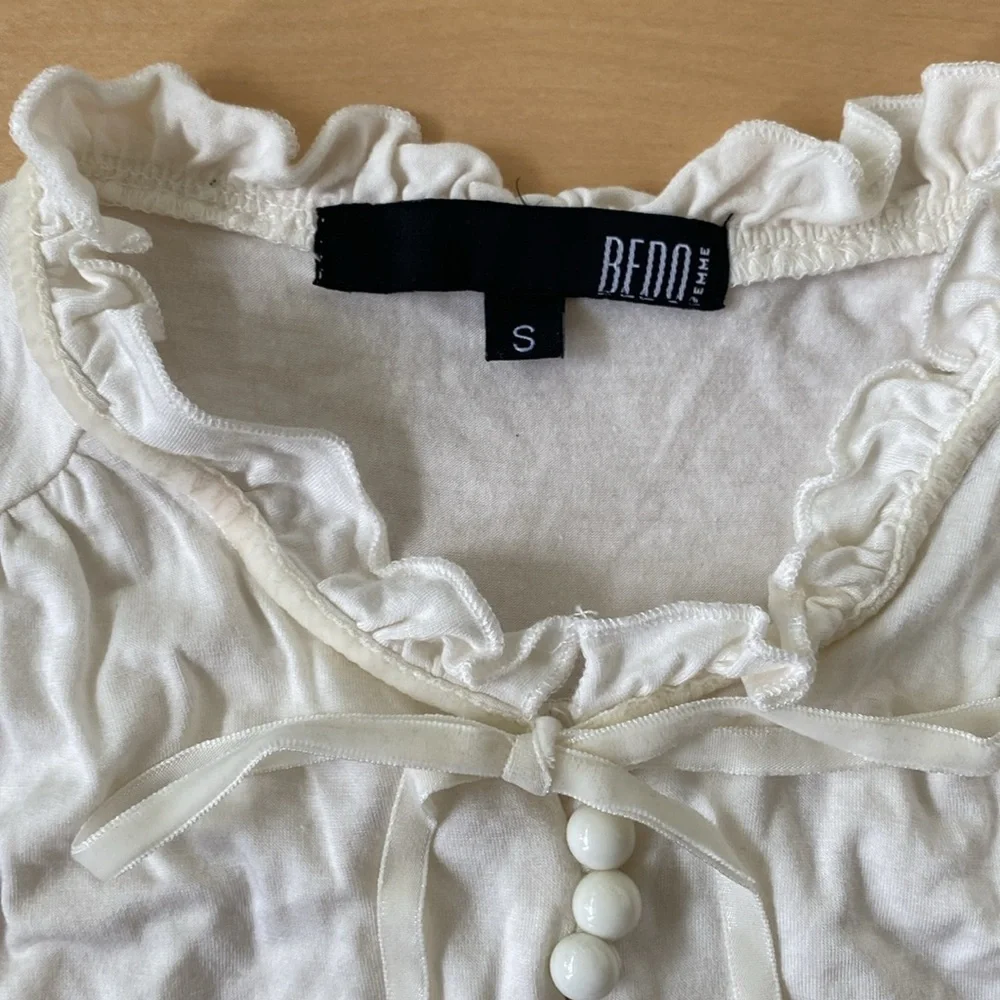 White Ruffled Blouse - Picture 2 of 4